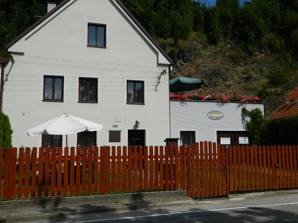 Penzion Sv. Duch Český Krumlov Esterno foto