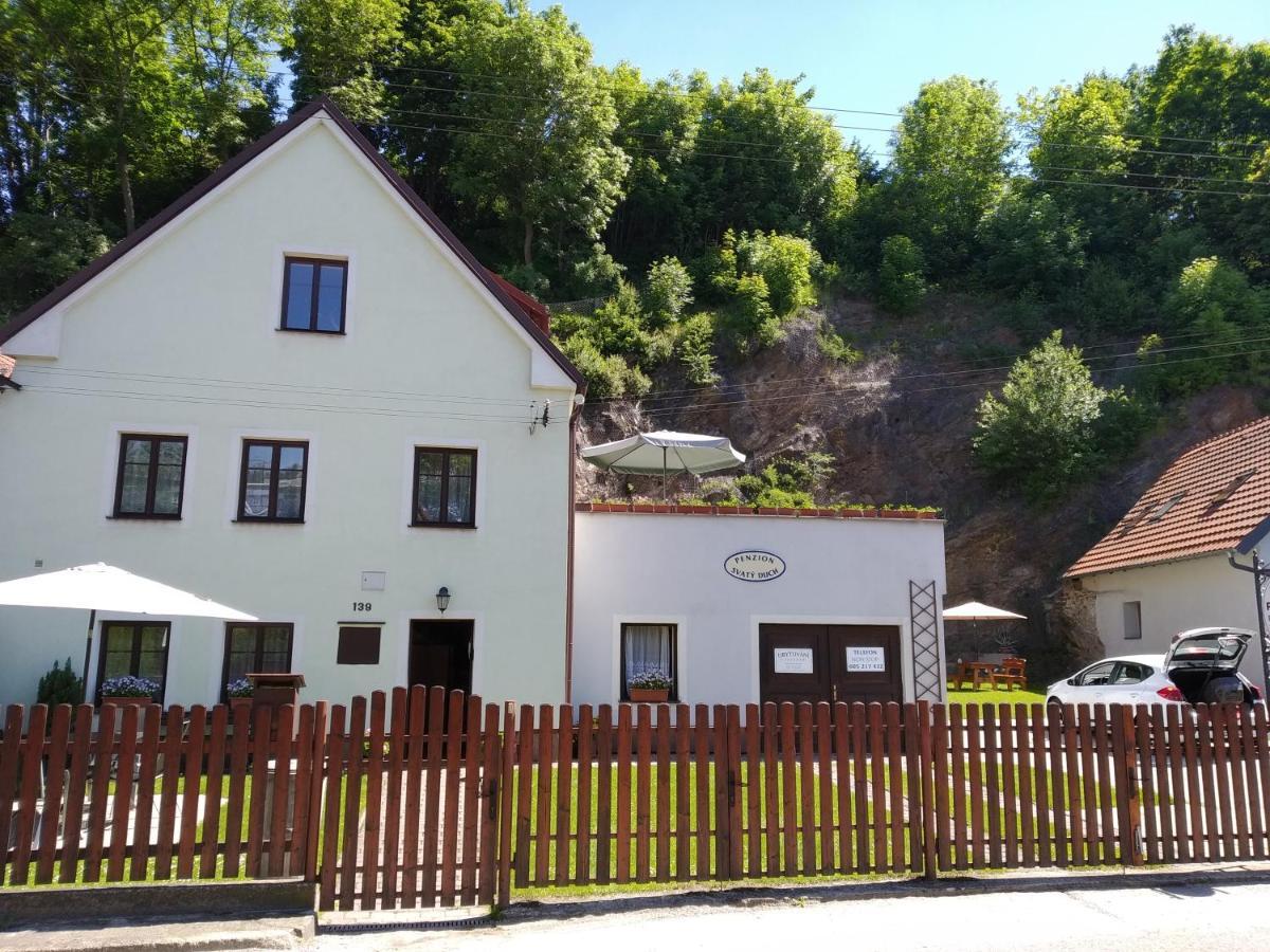 Penzion Sv. Duch Český Krumlov Esterno foto